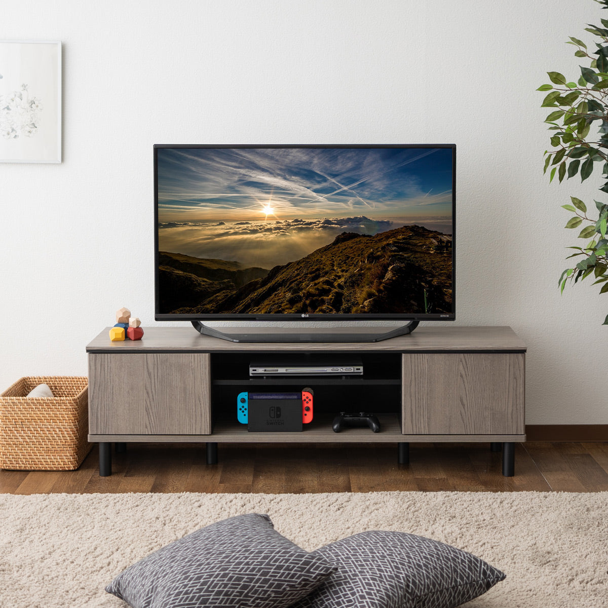 テレビボード テレビ台 幅137cm 32型~60型対応 ロボット掃除機対応 背面収納スペース付き ローボード ヴィンテージ 木目 ロータイプ 大型テレビ対応