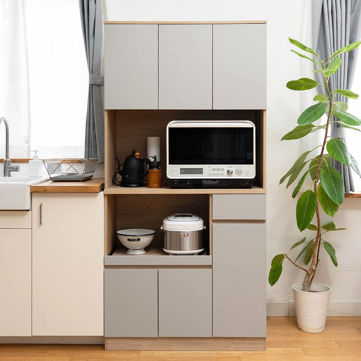 キッチンボード 幅90cm 食器棚 レンジ台 キッチンラック カップボード キャビネット ラック 収納棚 ストック棚 コンセント付き 引き出し付き 静音 キッチン収納 ホテルライク