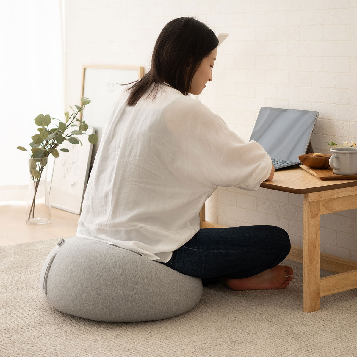 チビカウチクッション 日本製 同色2個セット 1人掛け マルチユース対応 クッション ソファ 枕 うつ伏せ枕 足枕