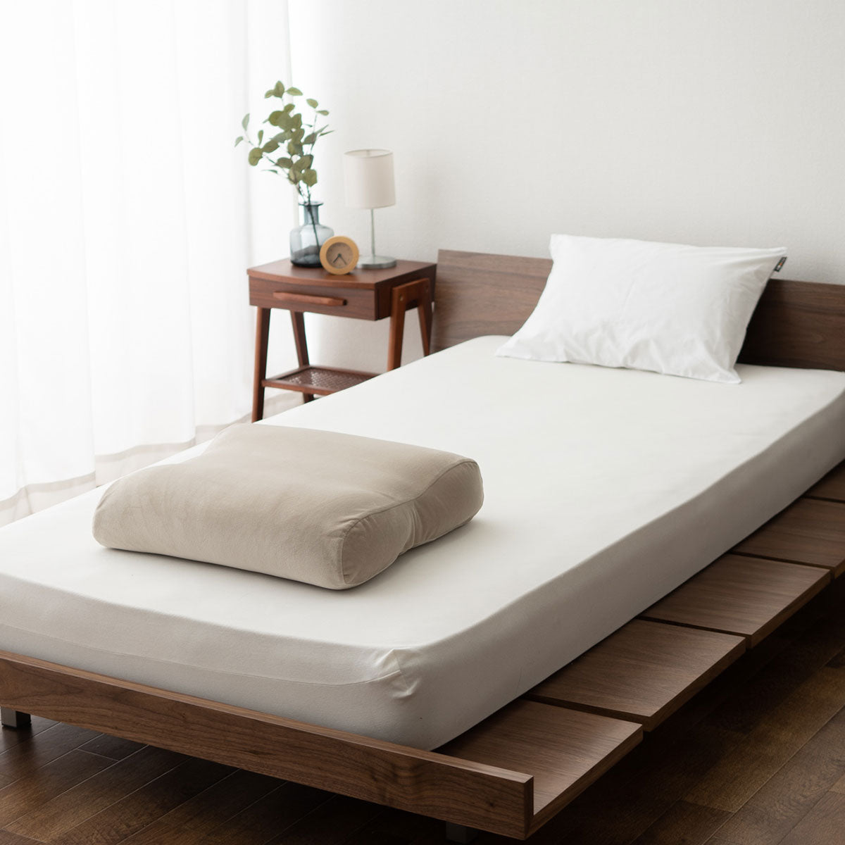 マシュマロ フットピロー コンパクト 足枕 ビーズ ゆったり リラックス フットケア あしまくら クッション フットレスト 足置き 敬老の日 母の日 父の日 ギフト プレゼント 実用的