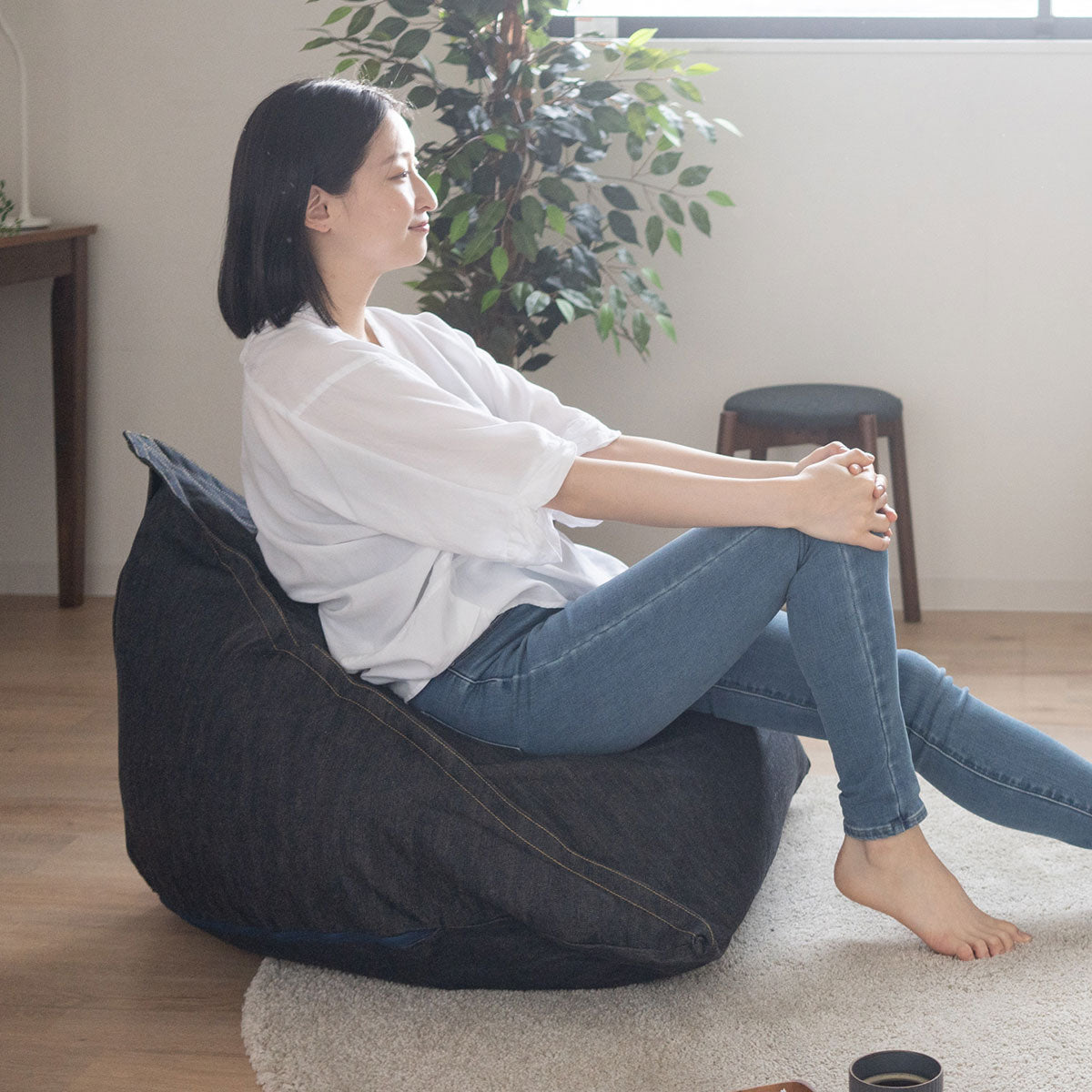 姿勢をしっかり支えるソファ 日本製 1人掛け ビーズクッション ビーズソファ 背もたれ 三角 座椅子