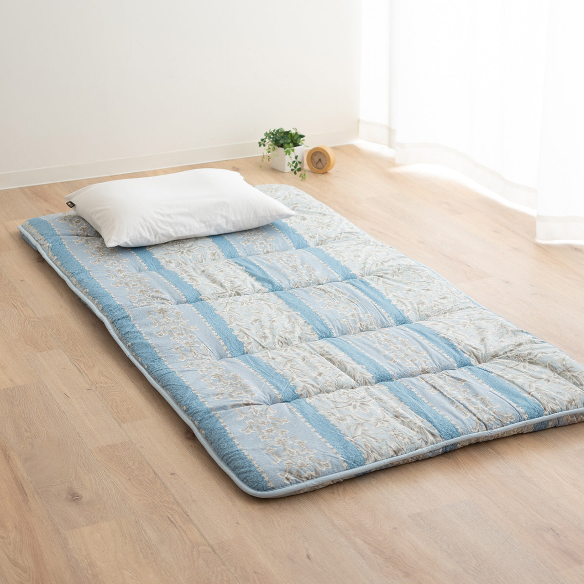 敷き布団 シングルサイズ 約100×200cm 日本製 軽量 6つ折り 抗菌 防臭 防ダニ