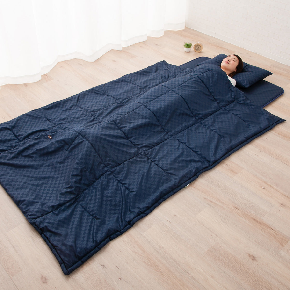 ウルトラコンパクト 布団4点セット シングル (掛け布団・敷き布団・枕・収納ケース)折りたたみ 掛け敷き枕 コンパクト 省スペース