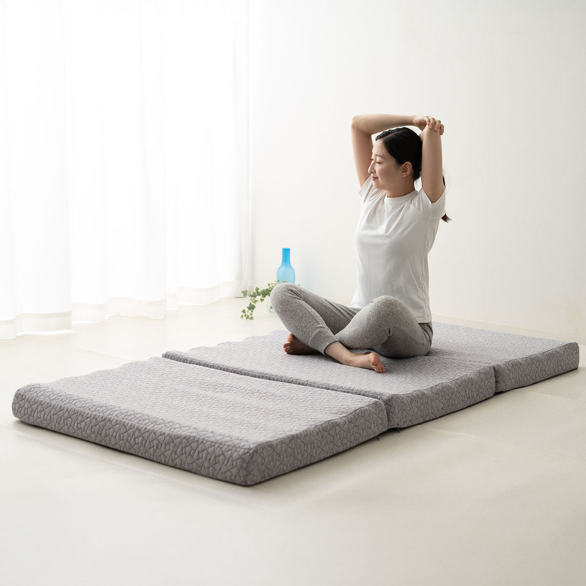 フィットネスマットレス シングルサイズ 三つ折り 折りたたみ 高反発ウレタン 体圧分散 ボディケア ストレッチ