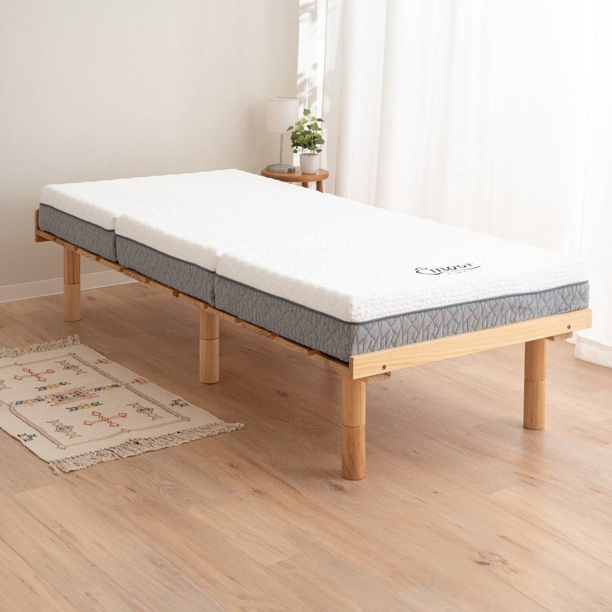 コンパクトサイズの すのこベッド 3つ折りマットレス 2点セット セミシングルショート 幅80cm 奥行き185cm