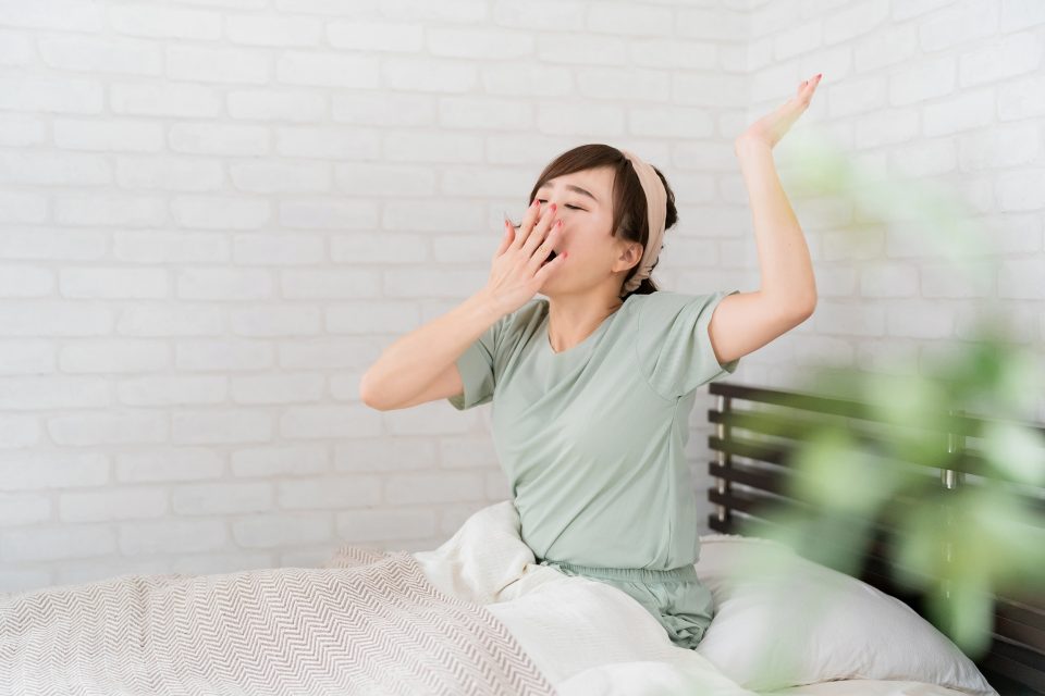 【快眠コラム】生活習慣を見直して、寝起きを快適にする睡眠改善