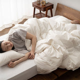 2枚合わせ 羽毛布団 セミダブル 日本製 ロイヤルゴールドラベル ポーランド産ホワイトダックダウン93％ 非圧縮 新合繊生地使用 軽量 二枚合わせ 収納ケース付き ループ付き