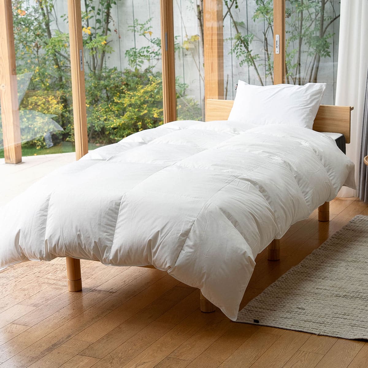 羽毛布団 掛け布団 リサイクル羽毛 再生羽毛 清潔 軽量 高品質 収納ケース付き ループ付き 保温 あったか リサイクルダウン リサイクルフェザー 河田フェザー