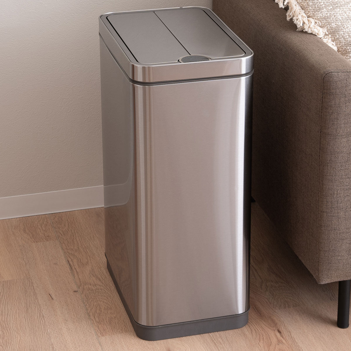 電動 バタフライ式 ダストボックス 50L ゴミ箱 脱臭剤ポケット付き 自動開閉 センサーオープン 人感センサー付き 大容量 スリム