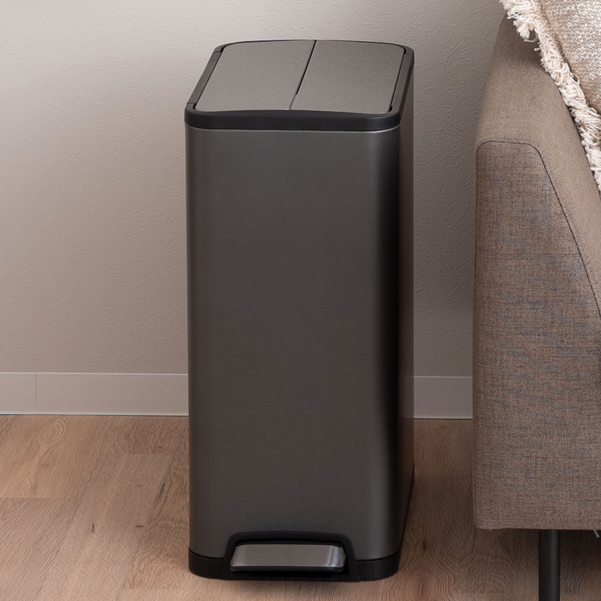 バタフライ式 ダストボックス 32L ペダル式 ゴミ箱 ロック付き インナーバケツ付き 持ち手付き 静音 大容量 スリム