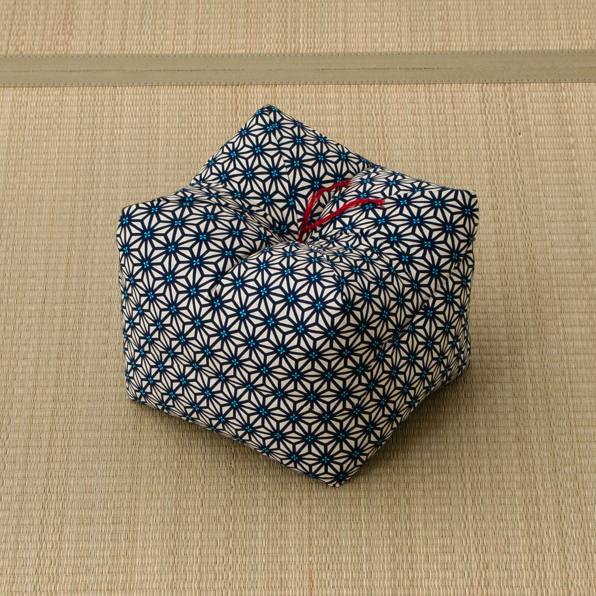 正座クッション 大きいサイズ 正座椅子 日本製 そばがら 綿100％ しびれ対策 そば殻枕 ごろ寝枕 葬式 通夜 法事 稽古 あぐら