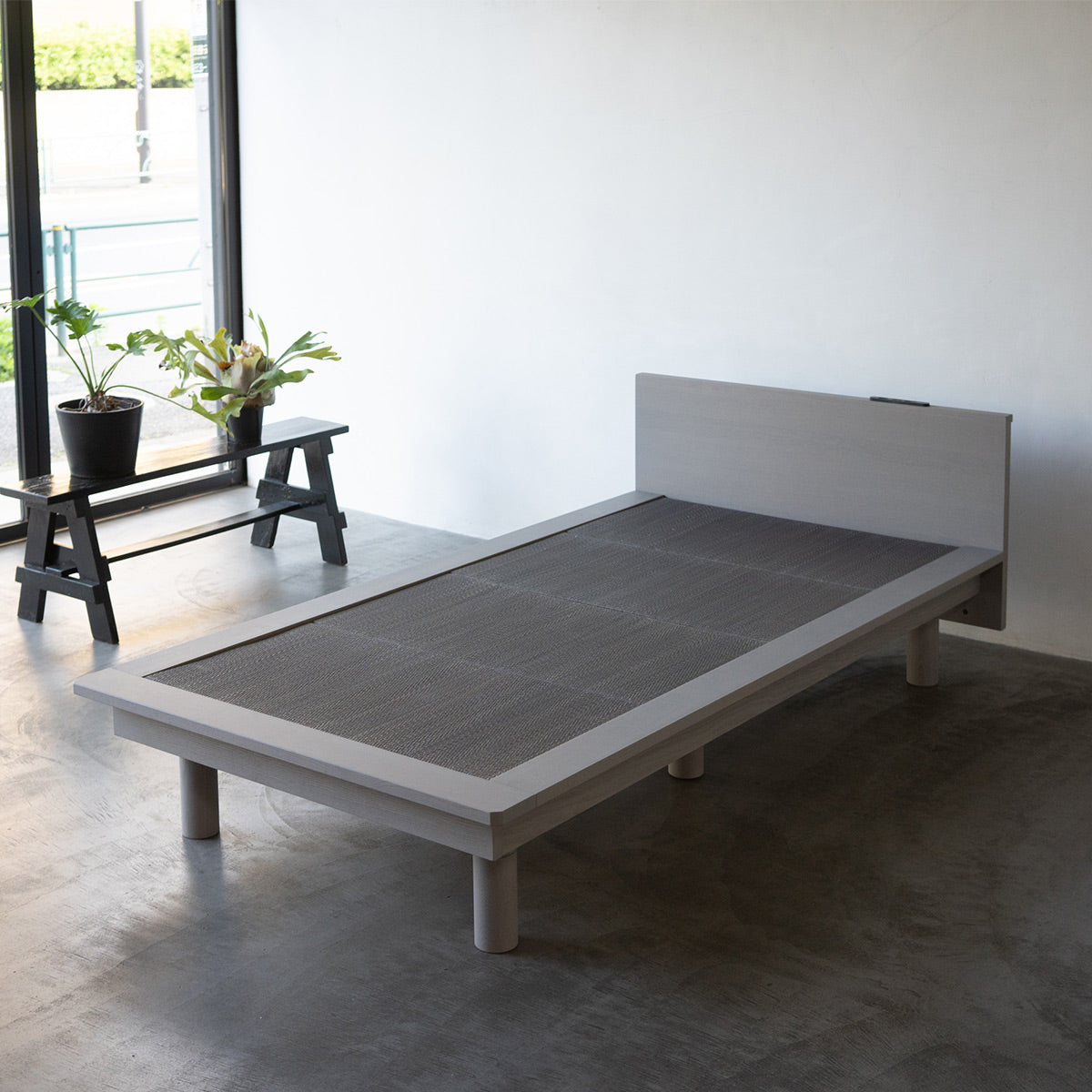 居間になる畳ベッド　ステージフレーム 木製 桐 すのこ スノコ 天然い草