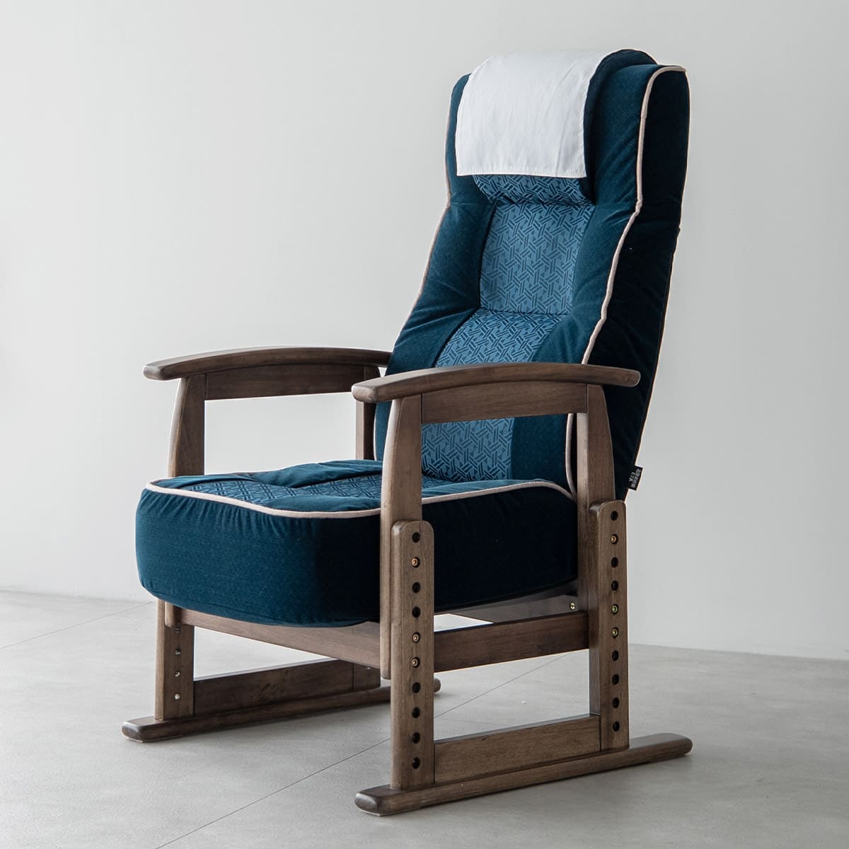 JR東日本コラボ 北陸新幹線 E7系 ポケットコイル 高座椅子 普通席デザイン グリーン席デザイン 無段階リクライニング 肘付き 座面高調節可 チェア