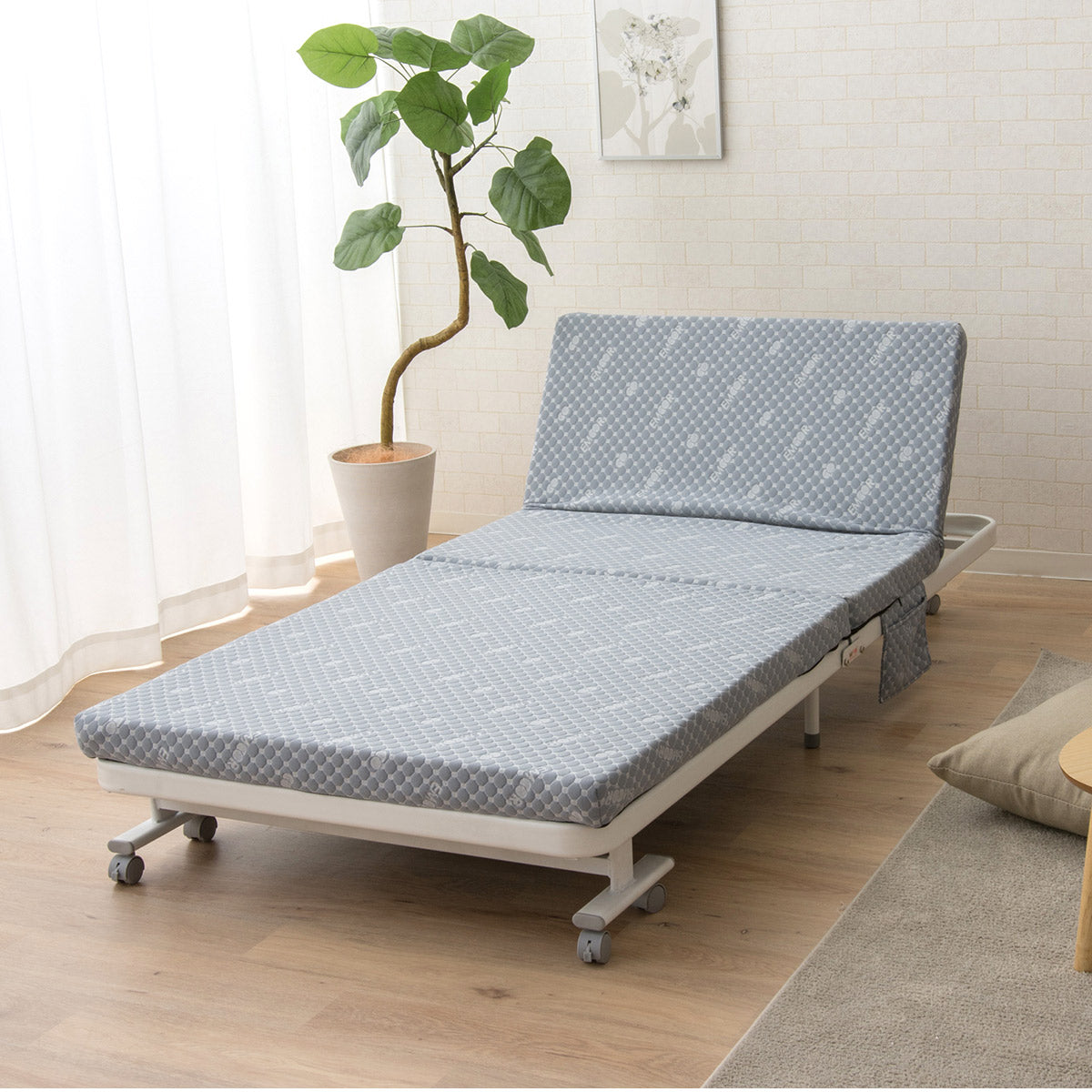 メホール 折りたたみベッド セミダブルサイズ 組立不要 背もたれ5段階リクライニング 完成品