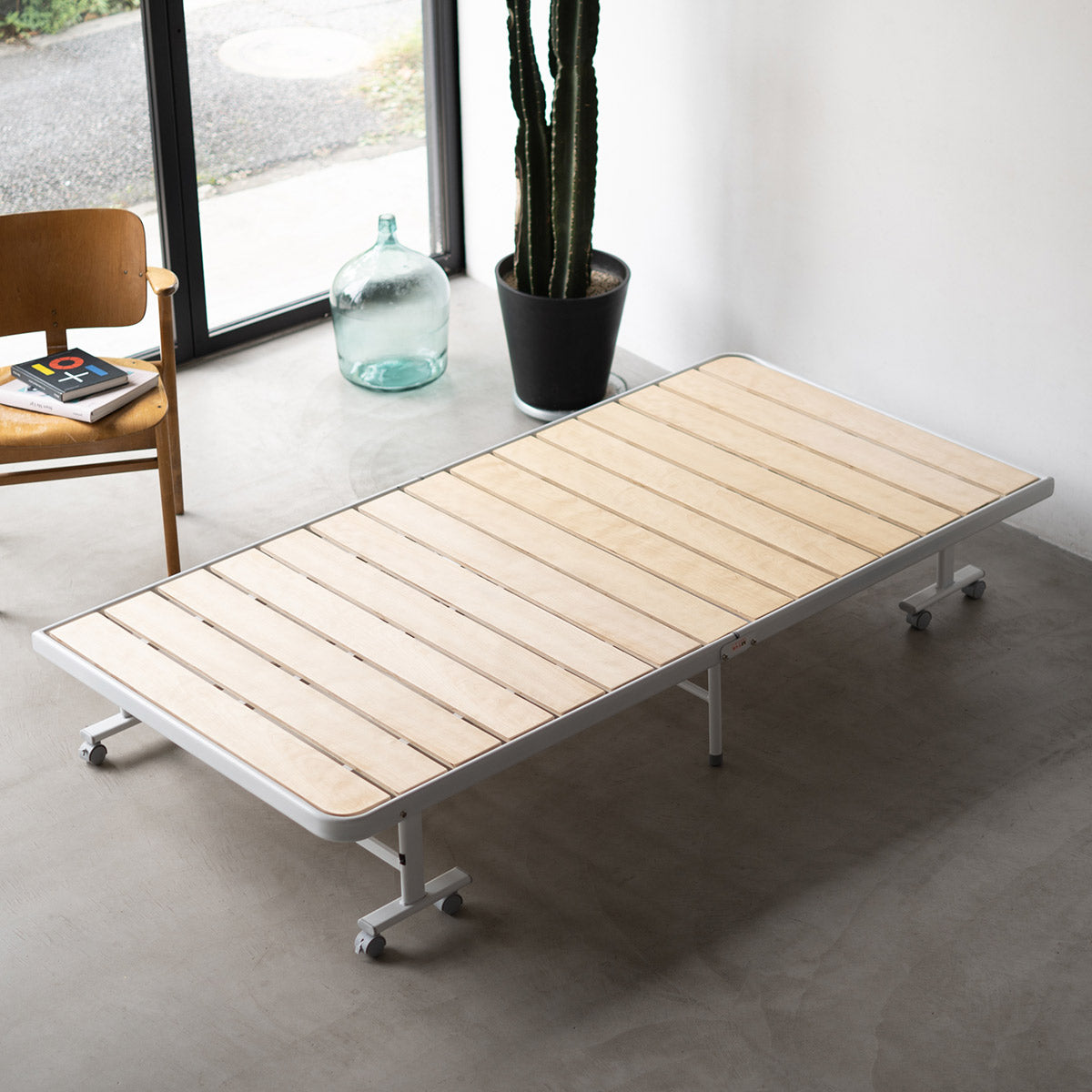 メホール 折りたたみ すのこベッド ロータイプ 組立不要 除湿 湿気対策 カビ対策 立川ショールーム体験可